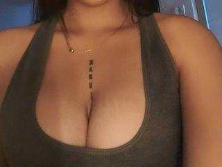 EmilyHunny - Live porn &amp; sex cam - 22658985