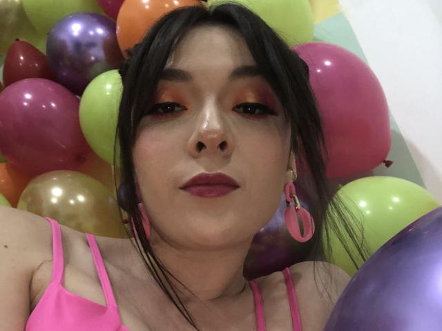 TaniaSanders - Live porno og sexkamera - 22660713