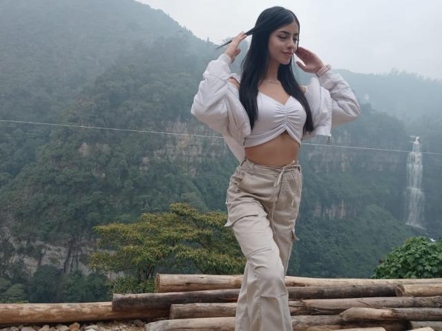 ShantalTurner - Live porn &amp; sex cam - 22664037