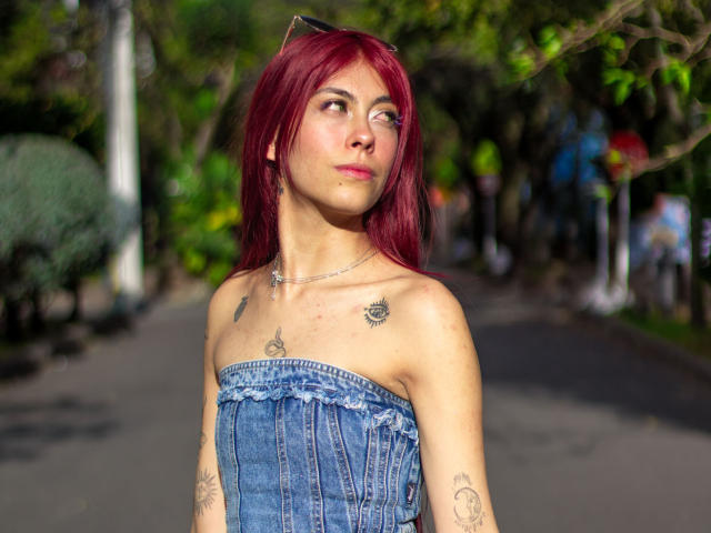 CloeeAdams - Élő pornó és szexkamera - 22664645