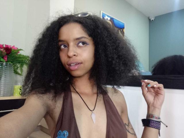 RahiaRobyn - Porno na żywo i seks kamera - 22665841