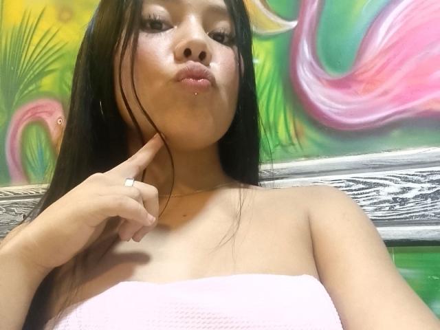 SalmaVitori - Live porn &amp; sex cam - 22668301