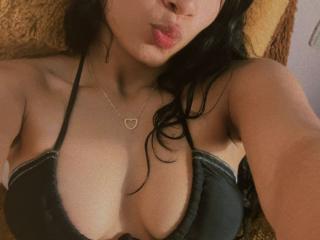 ChloeLauras - Live porn &amp; sex cam - 22669045