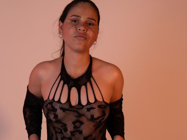 DanTaylor - Live porn &amp; sex cam - 22674957