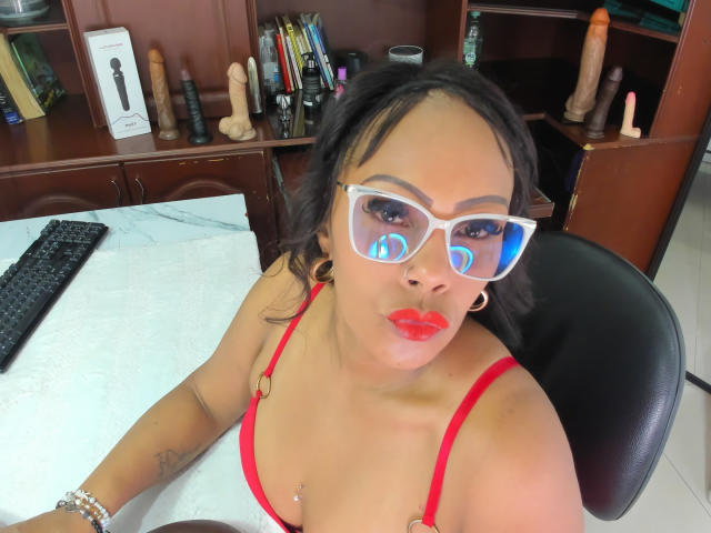 AmberNix - Élő pornó és szexkamera - 22675837