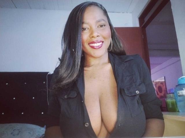 EmiraHot - Live porn &amp; sex cam - 22675885