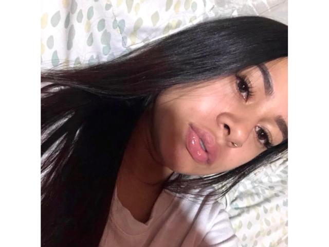 PaulaSantacruz - Live porn &amp; sex cam - 22676817