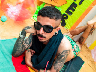AaronBigDickX - Sexe cam en vivo - 22677109