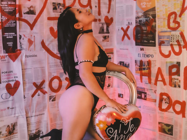 GiaGreen - Live porn &amp; sex cam - 22678033