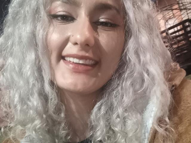 FloraSaenz - ライブポルノ&amp;セックスカム - 22681165