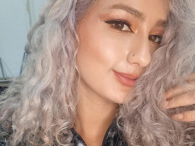 FloraSaenz - Live porn &amp; sex cam - 22681177