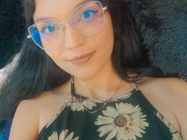 AriaLeenn - Live porn &amp; sex cam - 22681257