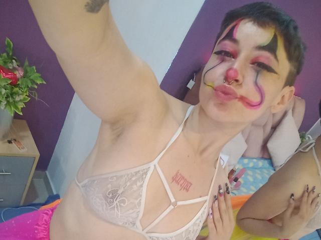 MissTat - Live porn &amp; sex cam - 22682421