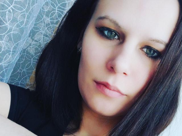 AnnieCutie - Live porn &amp; sex cam - 22687377