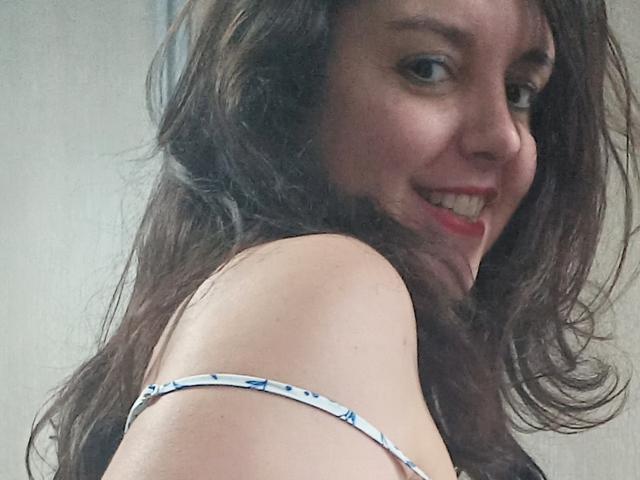 LaFrancaiseJessy - פורנו בשידור חי ומצלמת סקס - 22690141