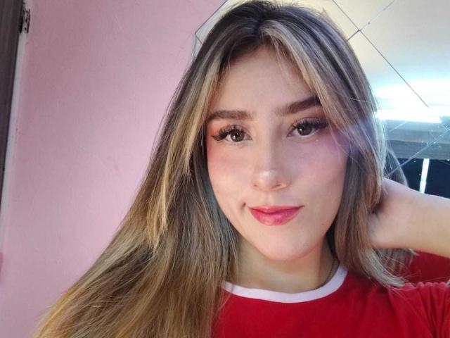 LivelyVanderWood - Live porn &amp; sex cam - 22692049