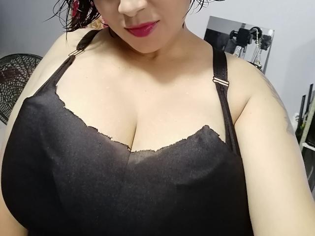 StefhaynyLove - Live porn &amp; sex cam - 22694033