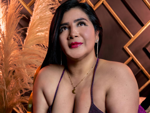 RousseBellaX - Live sex cam - 22694345