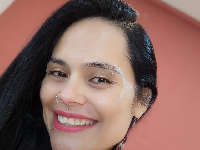 CharlotteCrofort - Live porn &amp; sex cam - 22696825