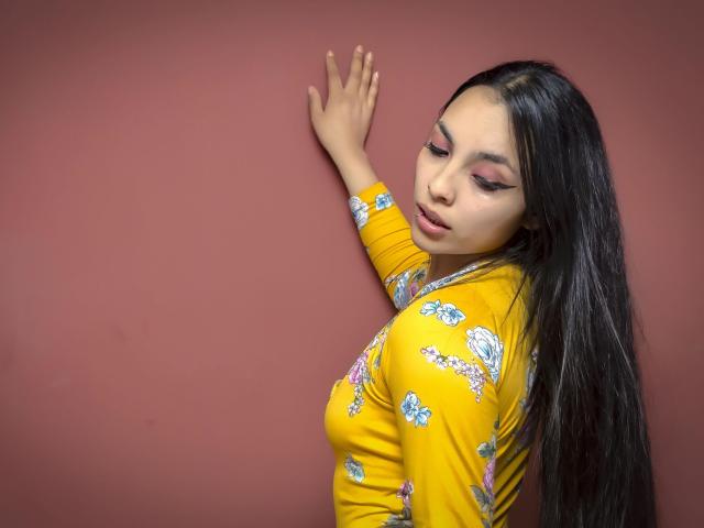 SakuraHarper - Live sex cam - 22698017