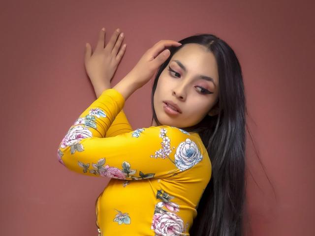 SakuraHarper - Live sex cam - 22698033