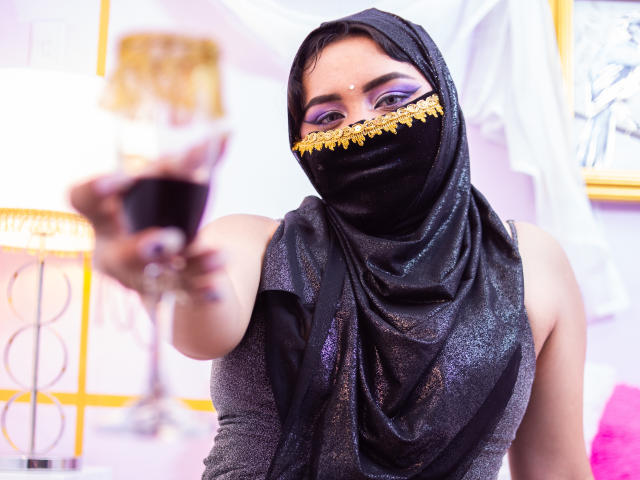 AishaGhulam - פורנו בשידור חי ומצלמת סקס - 22698769