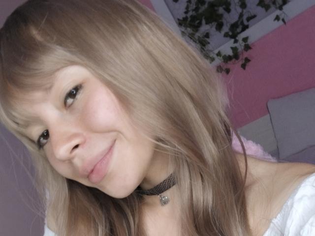 CherryXoxx - Live porno og sexkamera - 22699937