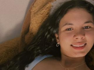 ChloeLauras - Live porn &amp; sex cam - 22700993