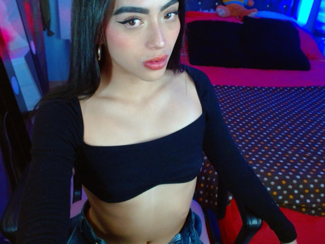 AntonellaLayton - Live porn &amp; sex cam - 22707381