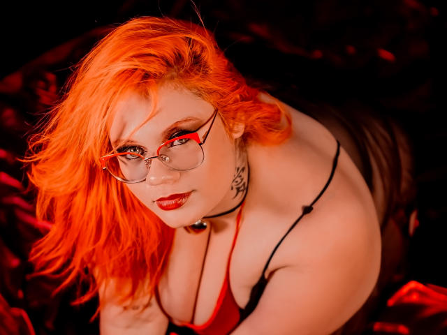 SharaPatinsonn - Live sex cam - 22708021