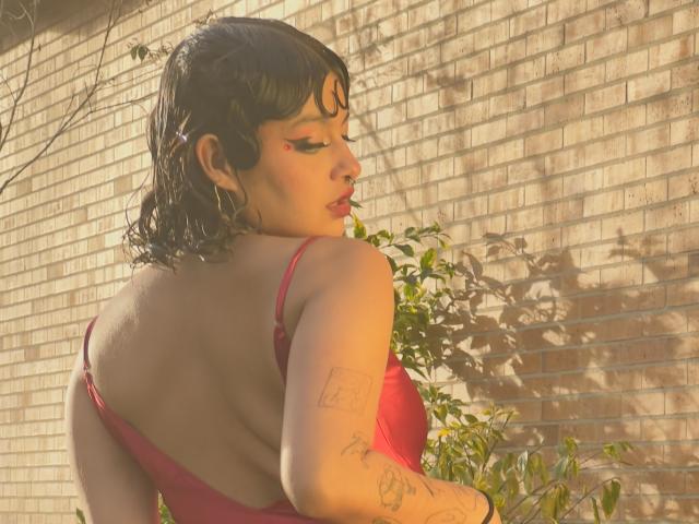 LaraAhB - Live porn &amp; sex cam - 22711513