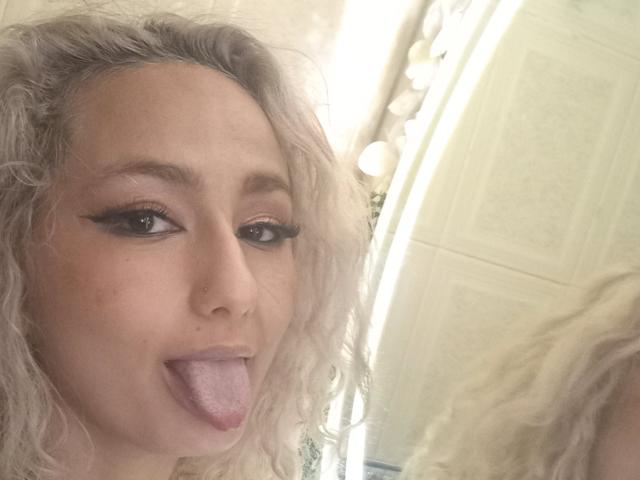 FloraSaenz - 라이브 포르노 &amp; 섹스 캠 - 22711953