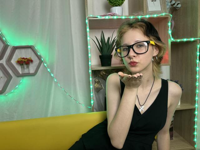 SibbyNifsa - Live porn &amp; sex cam - 22714745