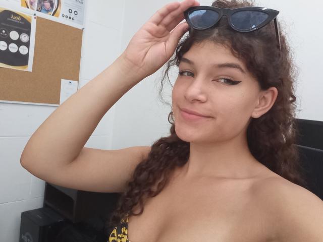 WendyBeckettX - Porno na żywo i seks kamera - 22726317