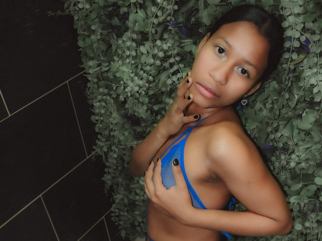 LorenBakers - Live porn &amp; sex cam - 22726433