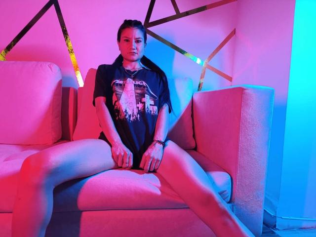 ShainyJones - Live porn &amp; sex cam - 22728333