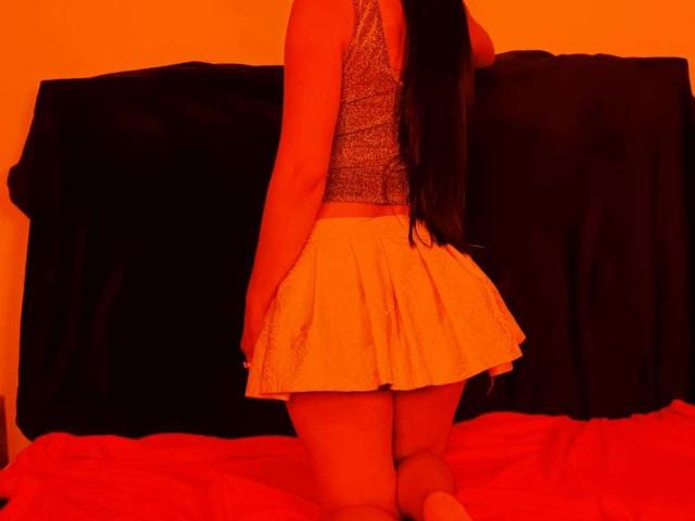 YaralyMinjo - сексуальная веб-камера в реальном времени - 22735669