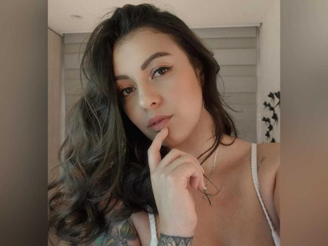 ChloeTing - Live porn &amp; sex cam - 22737313