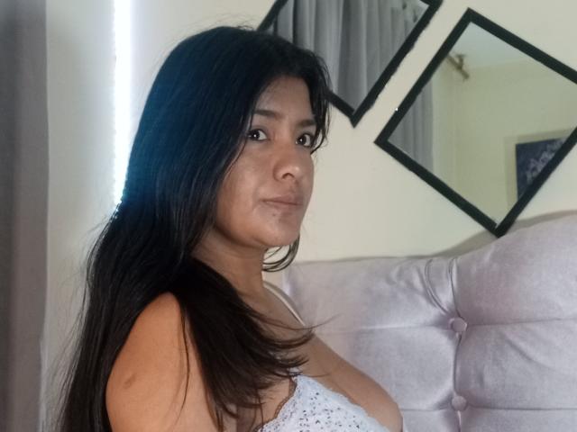 ArianithaXox - Live porn &amp; sex cam - 22737909