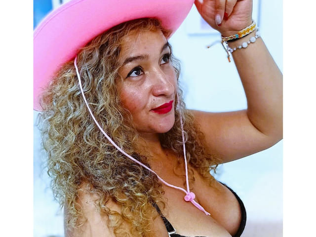 MatureTammyJones - Live porn &amp; sex cam - 22741913