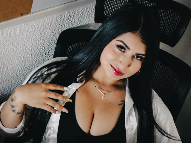 KendallHill - Live porn &amp; sex cam - 22744089