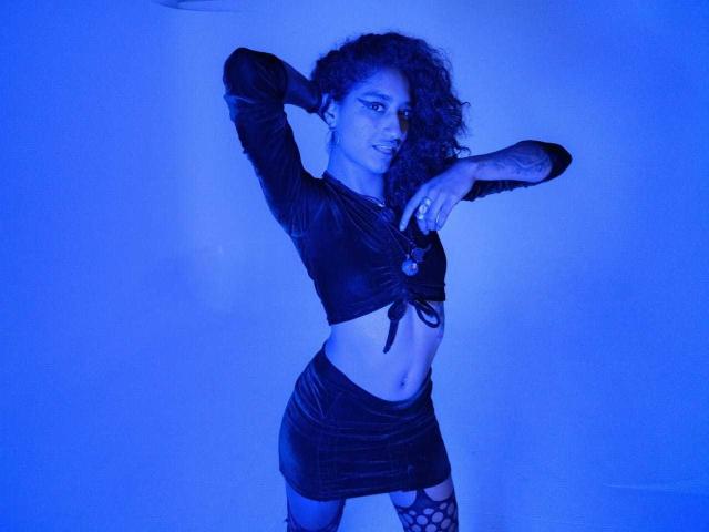 IsabellaBressell - Live porn &amp; sex cam - 22745177