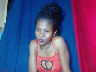 PrettyChocolat69 - Sexe cam en vivo - 22746909