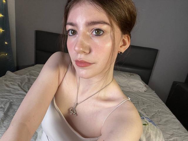 VinnaSkyHott - Live porn &amp; sex cam - 22753285