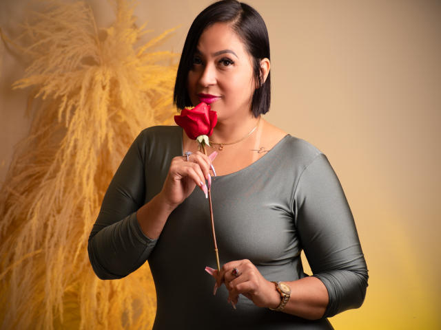 MonzerratLewis - Live porn &amp; sex cam - 22753997