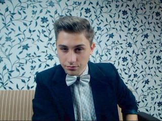 RoberttoHott - Live sex cam - 2275494