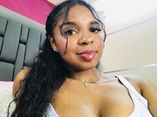 LisaMendez - Live porno og sexkamera - 22757089