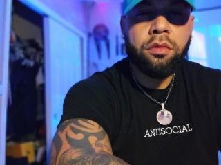 ValsyHot - Live porn &amp; sex cam - 22758481