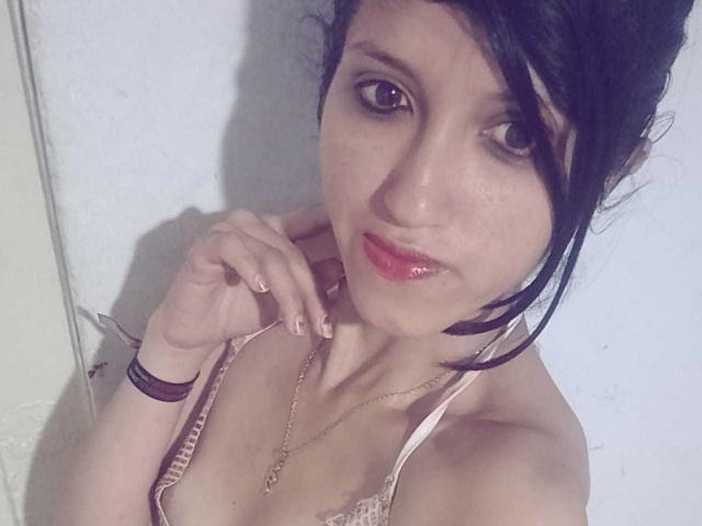 EscarletteEvans - Live porn &amp; sex cam - 22758857