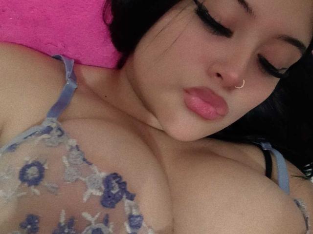 MadelineGreicy - Sexe cam en vivo - 22759761